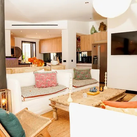 Casa Gina By Sunnyway Vila